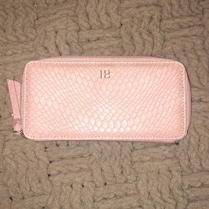 HB Wristlet